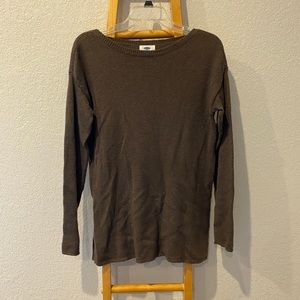 Boat neck sweater